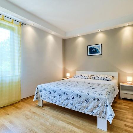 Apartments Ady مالي لوشينغْ المظهر الخارجي الصورة